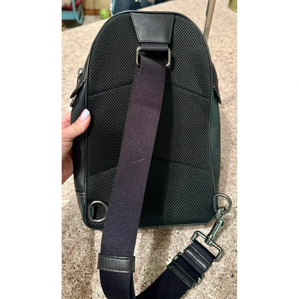 Coach‎ Graham Sling Pack